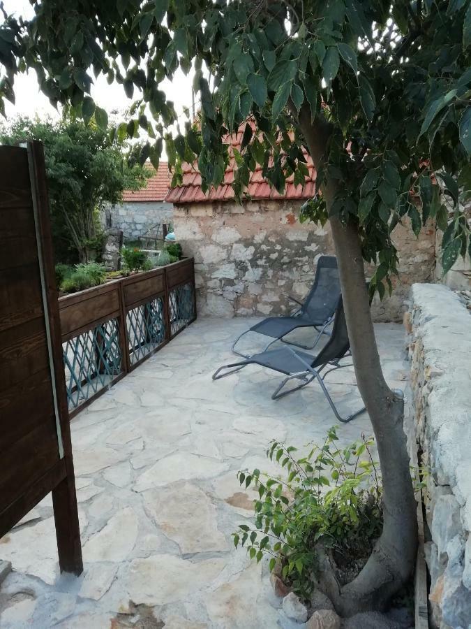 Krka Waterfalls Stonehouse Roko ロゾヴァック エクステリア 写真